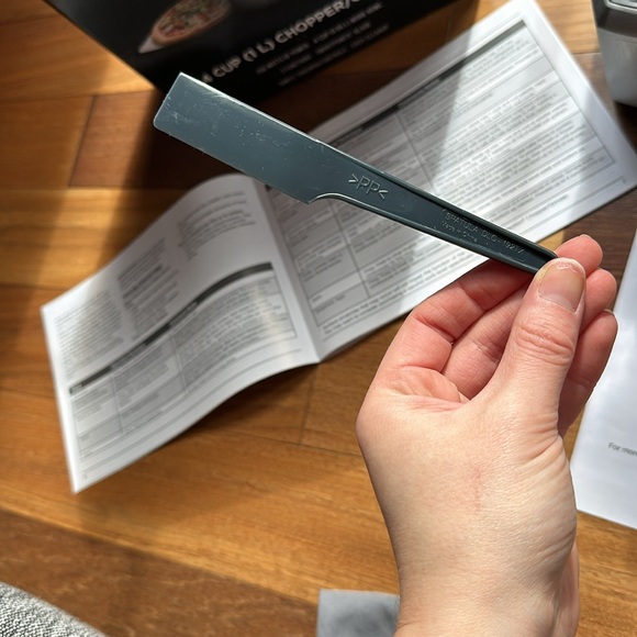 NEW in Box Cuisinart Elite Collection 4 Cup 1L Chopper/Grinder - Picture 12 of 12